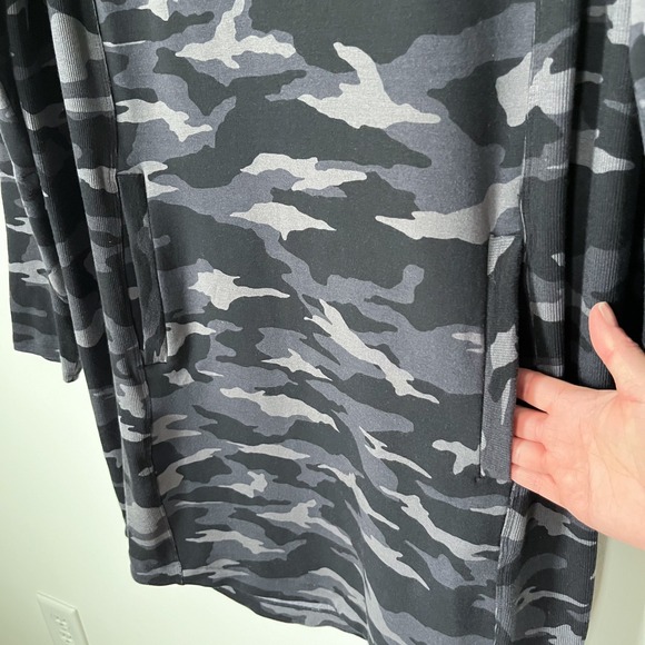 Athleta Camo Lux Balance Dress Black Womens Large Tall - Picture 6 of 15